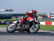 Ducati Hypermotard V2 SP 2026 38