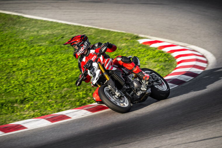 Ducati-Hypermotard-V2-SP-2026-73