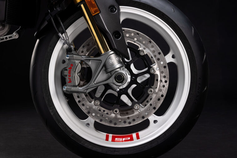 Ducati-Hypermotard-V2-SP-2026-82