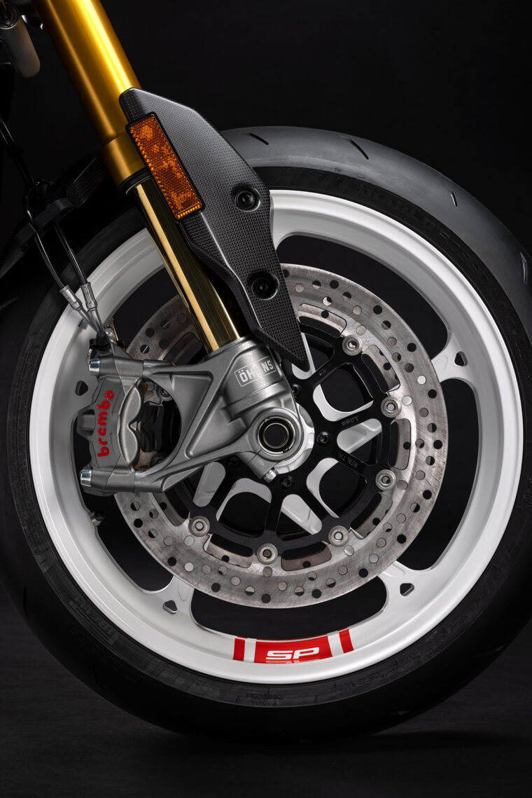 Ducati-Hypermotard-V2-SP-2026-83