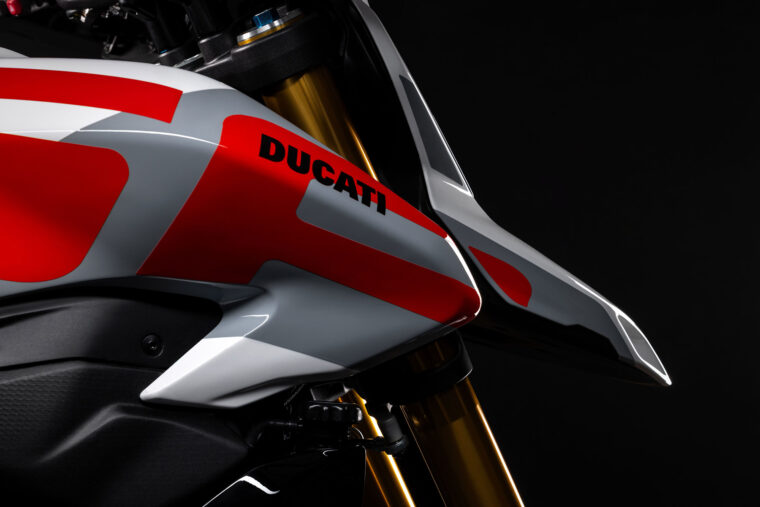 Ducati-Hypermotard-V2-SP-2026-93