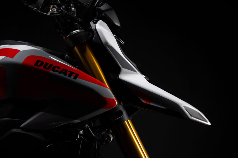 Ducati-Hypermotard-V2-SP-2026-95
