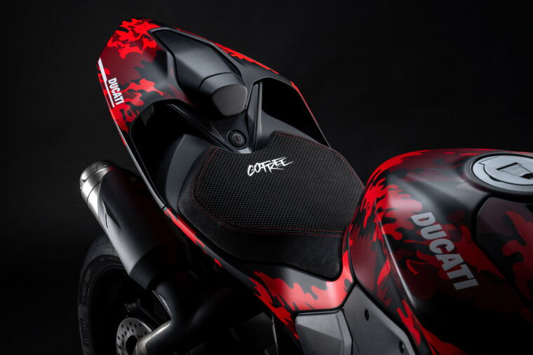 Ducati-Panigale-V2-FB63-2026-17