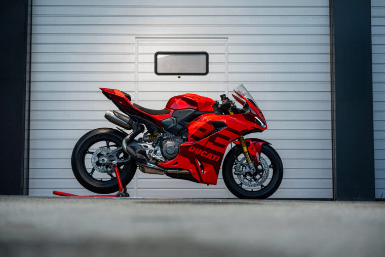 Ducati-Panigale-V2-MM93-2026-12