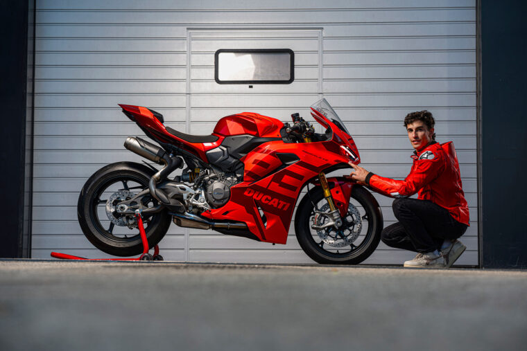 Ducati Panigale V2 MM93 2026 20