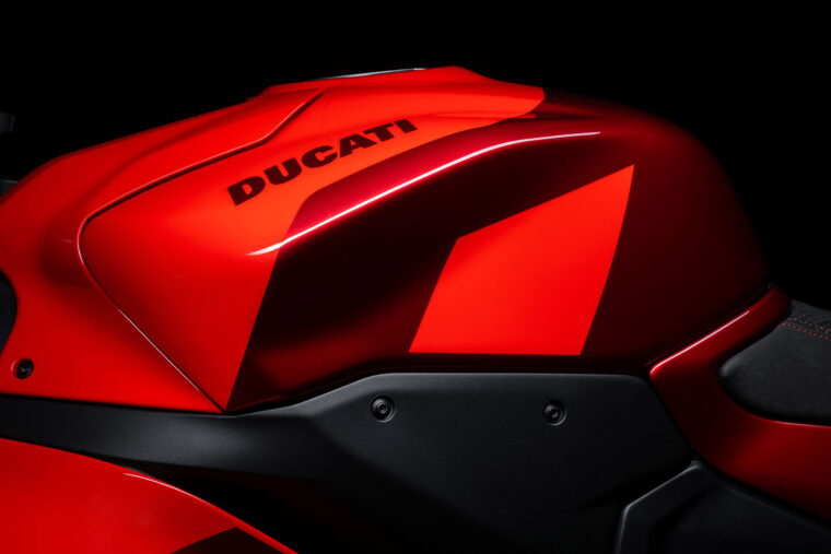 Ducati-Panigale-V2-MM93-2026-21