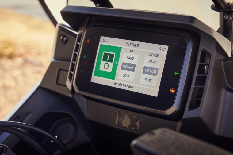 Honda-NX500-2026-45