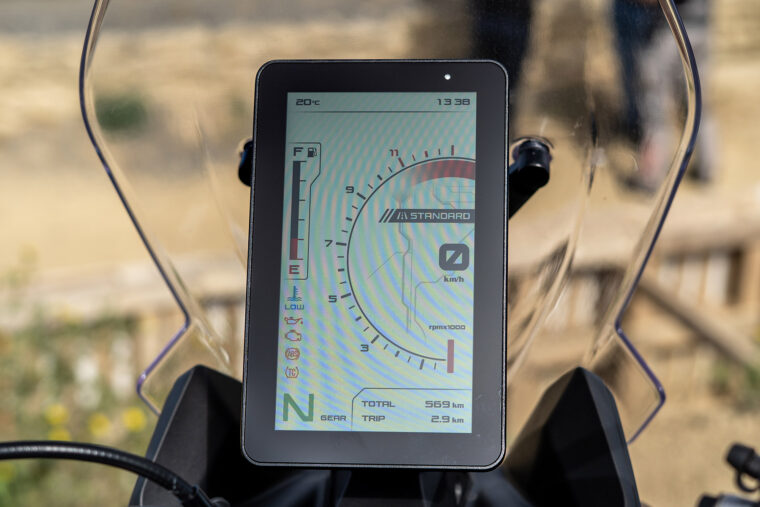 Morbidelli-T352X-2025-detalles9