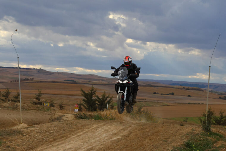 Prueba. Morbidelli T125X, T352X y T502X. ¡Familia completa al ataque! 57 Morbidelli T352X 2025 pruebaMBK21