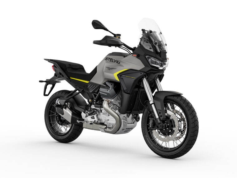 Moto Guzzi Stelvio 2026 estudio11