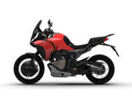 QJ Motor 2026. Novedades: ¡Rhino 900, naked V4 y más! 13 QJ Rhino 900 ADV 2026 estudio2