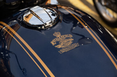 Royal Enfield Bullet 650 2026 Cannon Black detalles1