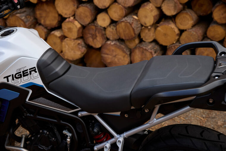 Triumph-Tiger-900-Alpine-2026-4
