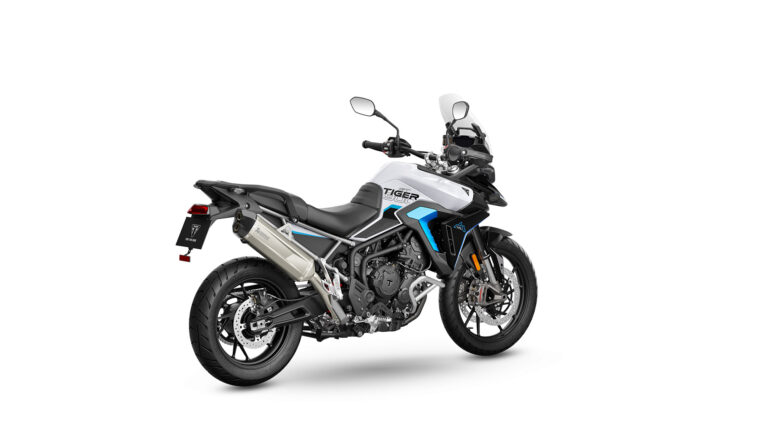 Triumph-Tiger-900-Alpine-2026-estudio3