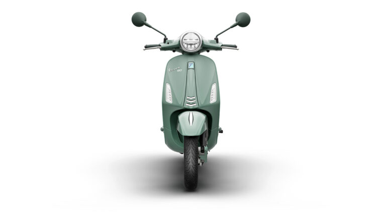 Vespa-Primavera-80-Aniversario-2026-estudio3