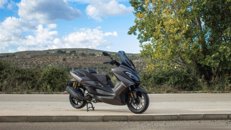 Wottan 2026: nuevo ST-S 300, nueva GP1 125 RS y un GT2 300 actualizado 4 Wottan ST S 300 2026 1 min