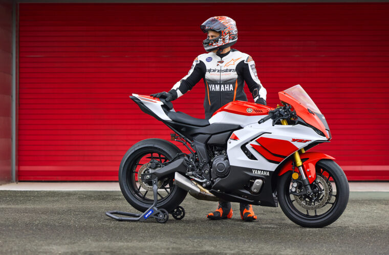 Yamaha-R7-2026-estaticas5