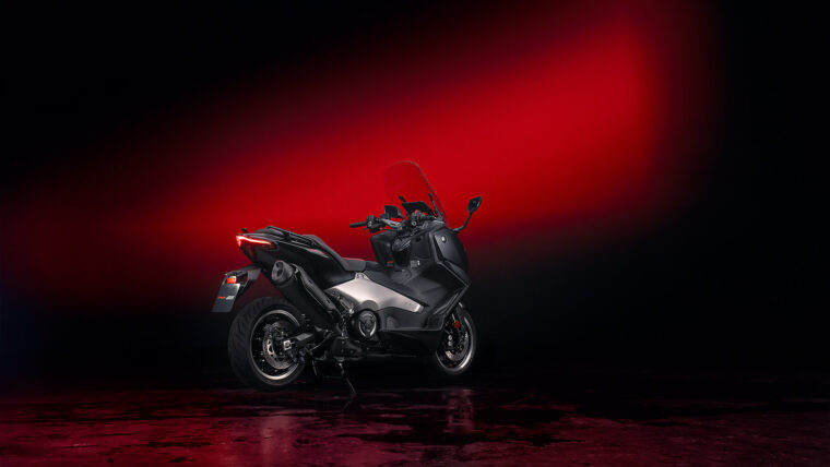 Yamaha-TMAX-25-Aniversario-2026-estaticas1