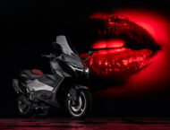 Yamaha TMAX 25 Aniversario 2026 estaticas14
