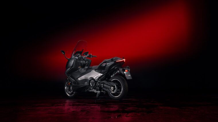Yamaha-TMAX-25-Aniversario-2026-estaticas2