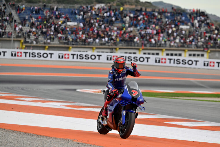 Yamaha cambiará al motor V4 con más dudas que certezas: «Ahora no se puede dar un mensaje tranquilizador» 3 augusto fernandez motogp valencia yamaha v4 3