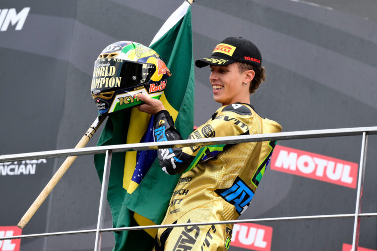 diogo-moreira-campeon-moto2-valencia (1)