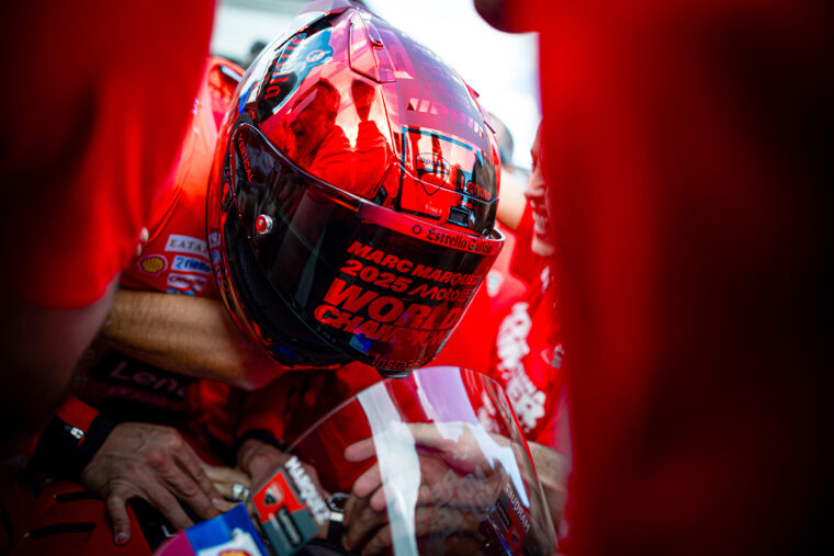 marc-marquez-shoei-x-spr-pro-titulo (1)