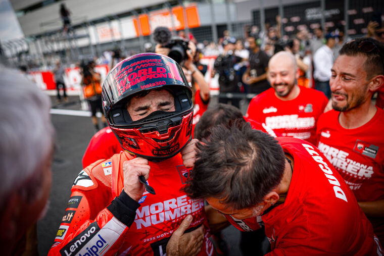 marc-marquez-shoei-x-spr-pro-titulo (2)