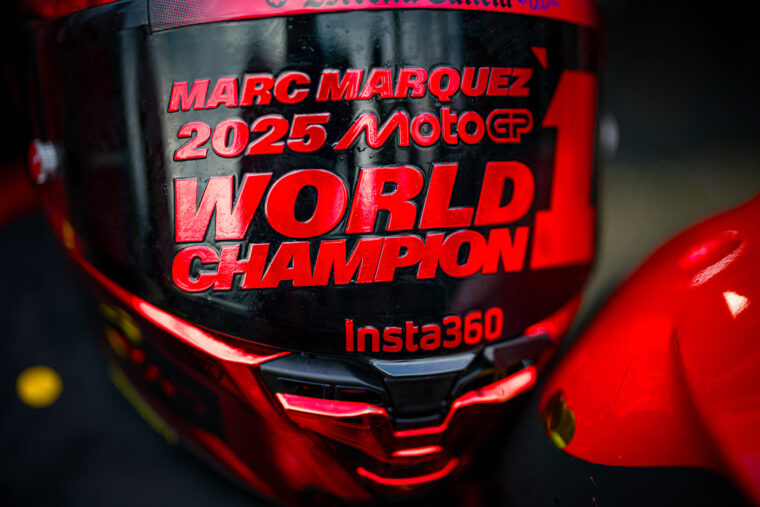 marc marquez shoei x spr pro titulo (6)
