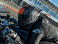 MT Helmets y el Circuit Ricardo Tormo unen fuerzas para ayudar a los afectados por la DANA 15 mt helmets circuit valencia casco solidario (20)