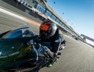 MT Helmets y el Circuit Ricardo Tormo unen fuerzas para ayudar a los afectados por la DANA 16 mt helmets circuit valencia casco solidario (21)