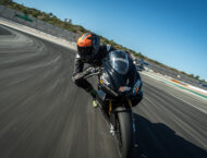 MT Helmets y el Circuit Ricardo Tormo unen fuerzas para ayudar a los afectados por la DANA 22 mt helmets circuit valencia casco solidario (25)