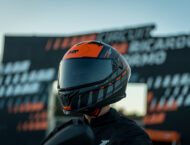 MT Helmets y el Circuit Ricardo Tormo unen fuerzas para ayudar a los afectados por la DANA 32 mt helmets circuit valencia casco solidario (44)